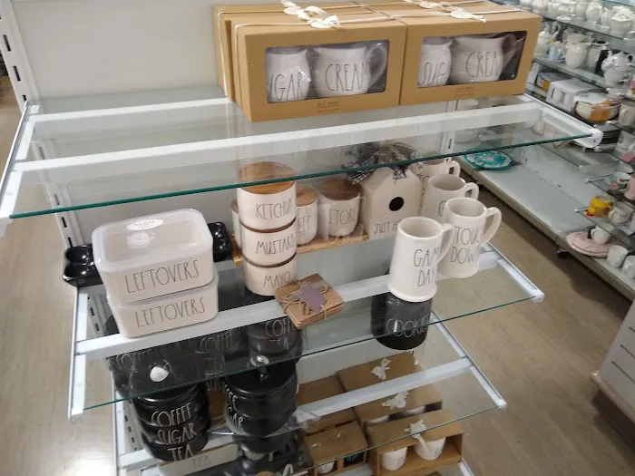 T.J. Maxx & HomeGoods 7