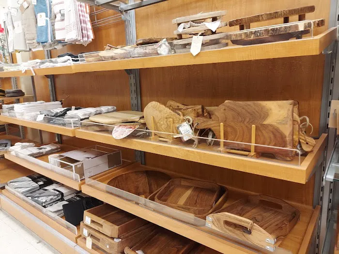 T.J. Maxx 7