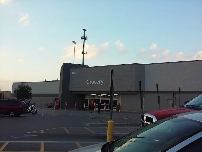 Walmart Supercenter 1