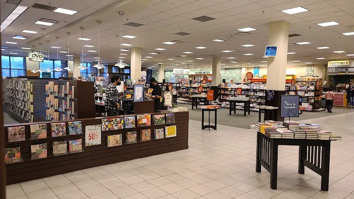 Barnes & Noble 0