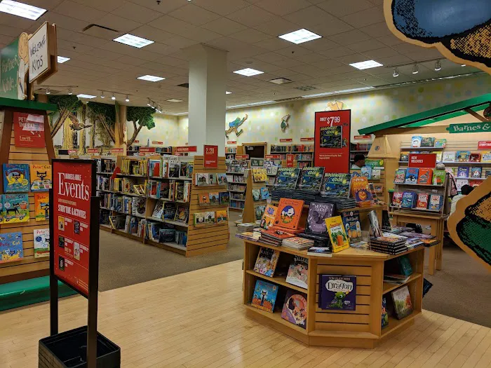 Barnes & Noble 8