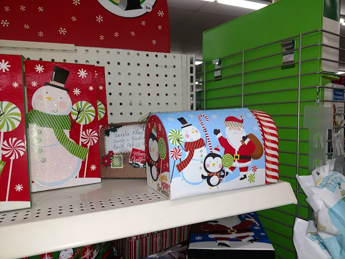 Dollar Tree 1