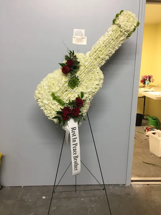 SuEllen's Floral Company 7