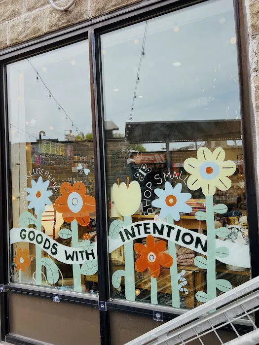 Green Tiger & Co. Sustainable Goods & Refill Shop 3