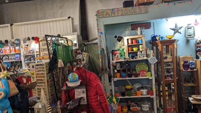 Hill Theatre Antique Mall 5