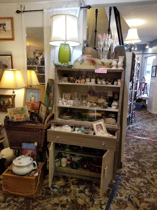 Antique Mall Snider's Hill 2