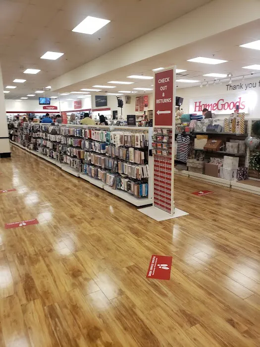 T.J. Maxx & HomeGoods 3