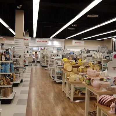 T.J. Maxx & HomeGoods