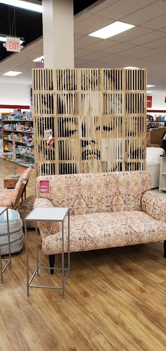 T.J. Maxx & HomeGoods 9
