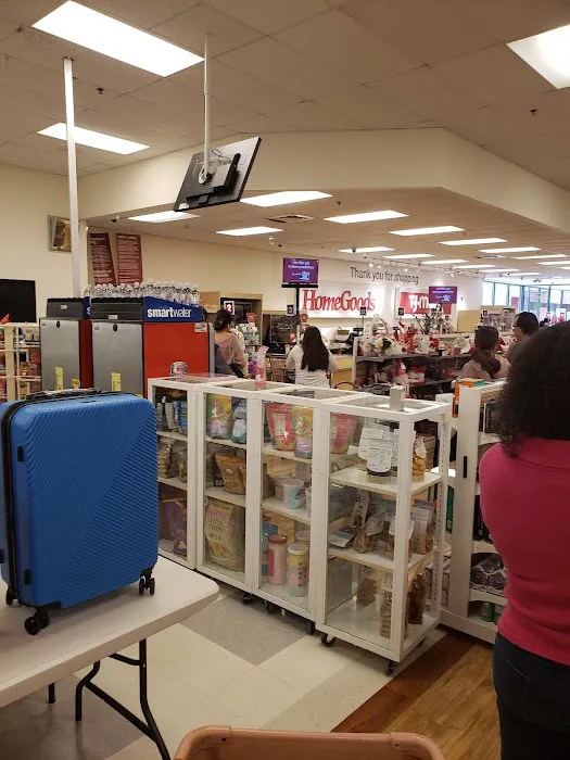 T.J. Maxx & HomeGoods 6