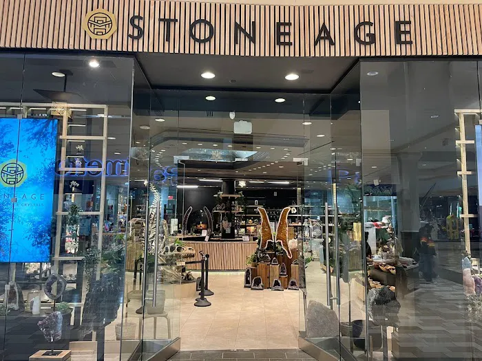 Stoneage Natural Rocks & Crystals 1