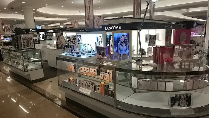Dillard's 9