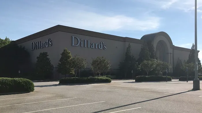 Dillard's 6