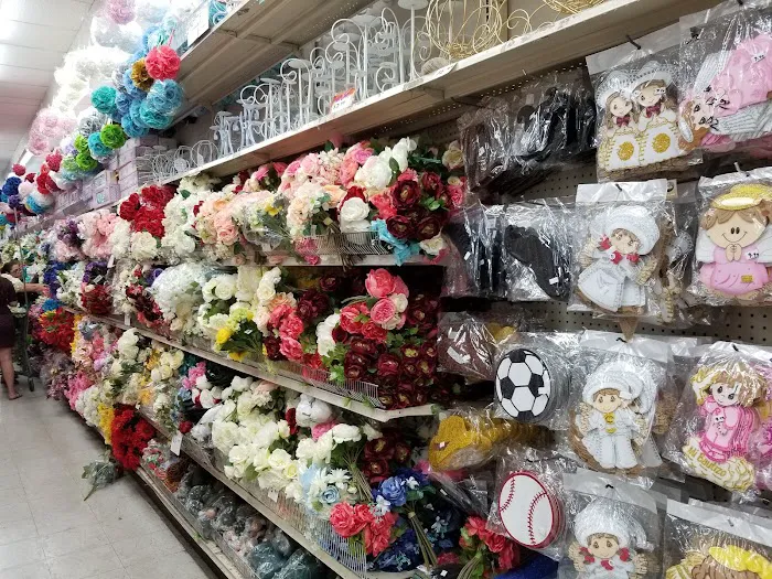 99¢ Discount Store 2