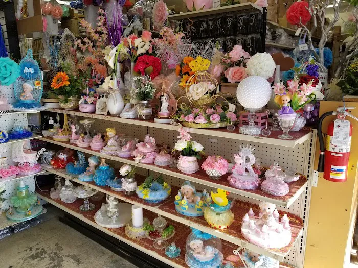 99¢ Discount Store 8