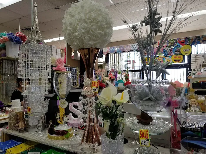 99¢ Discount Store 5