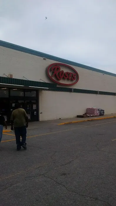 Roses Discount Store 0
