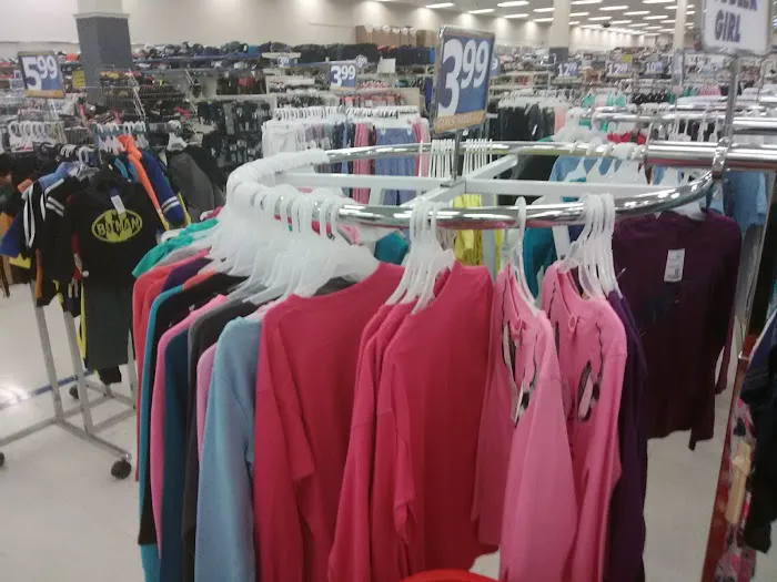 Roses Discount Store 5