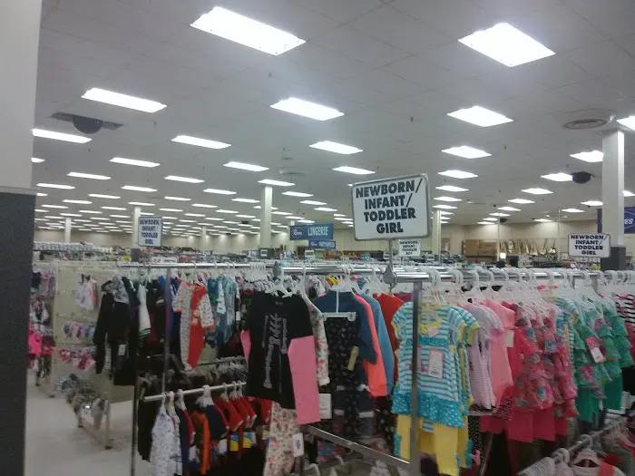 Roses Discount Store 6