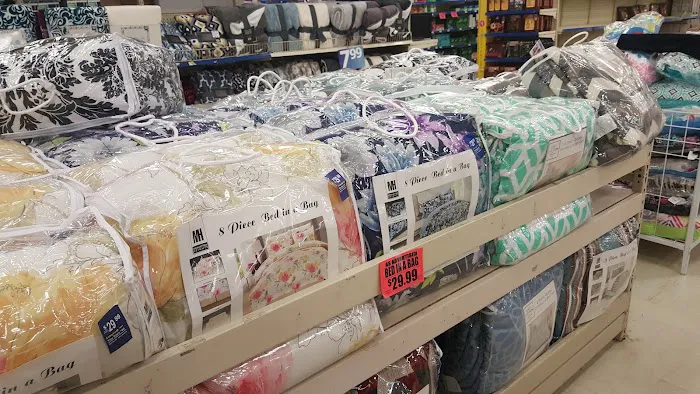 Roses Discount Store 8