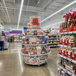 Five Below ico