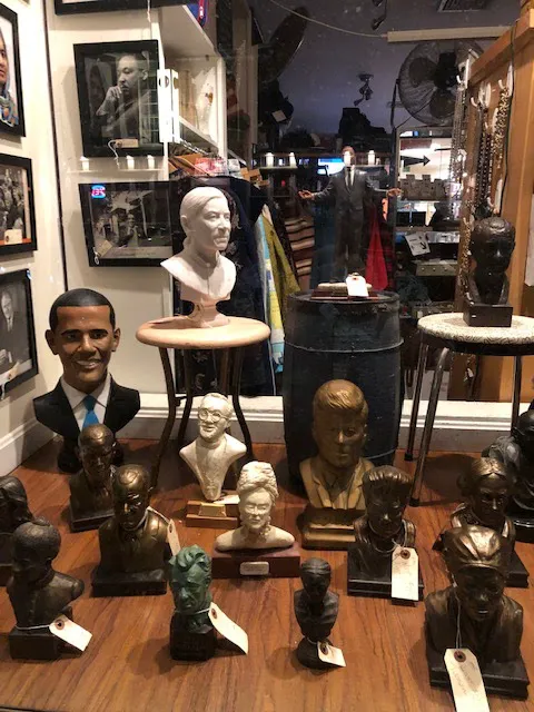 Nostalgia Antiques And Collectibles Store 2