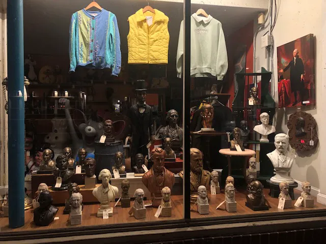 Nostalgia Antiques And Collectibles Store 9