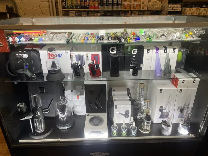 Smoke Zone Smoke Shop 4