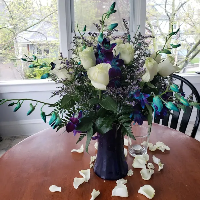 Frey Florist & Greenhouses 9