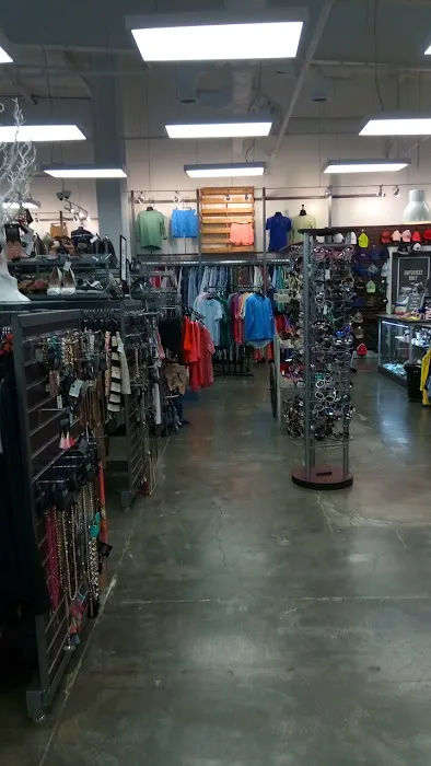Uptown Cheapskate Evans 3