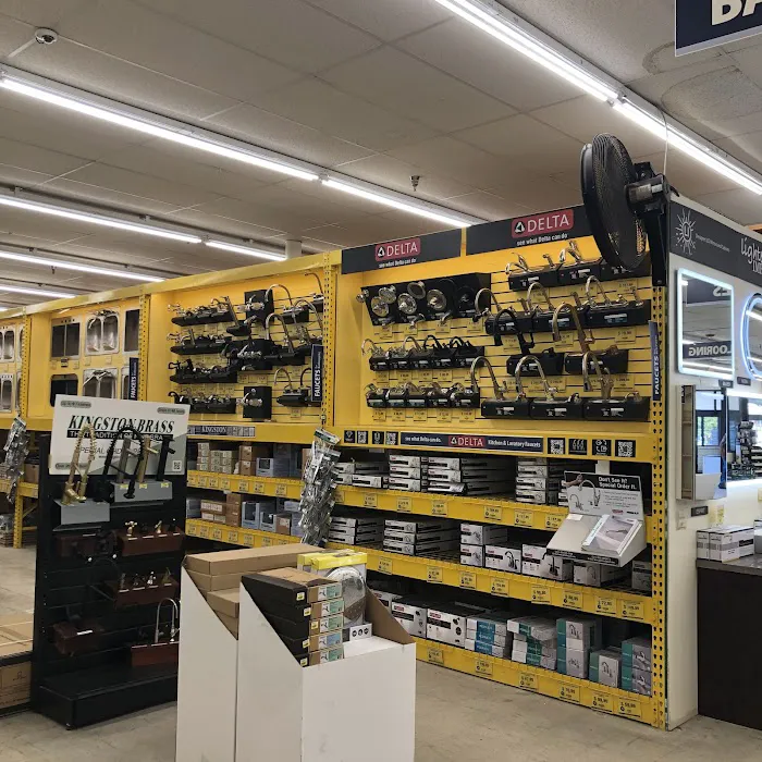 Home Outlet 6