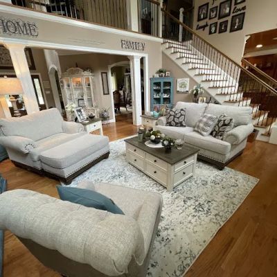 Ashley Store + Outlet
