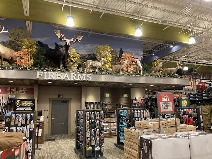 Bass Pro Shops 0