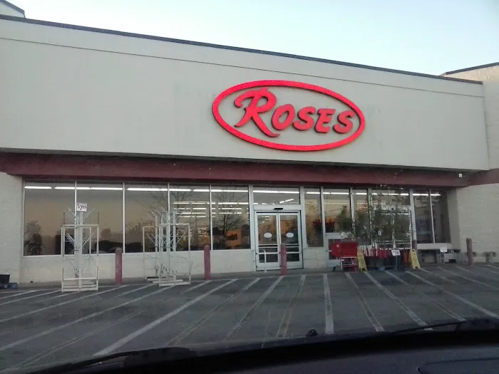 Roses Discount Store 7