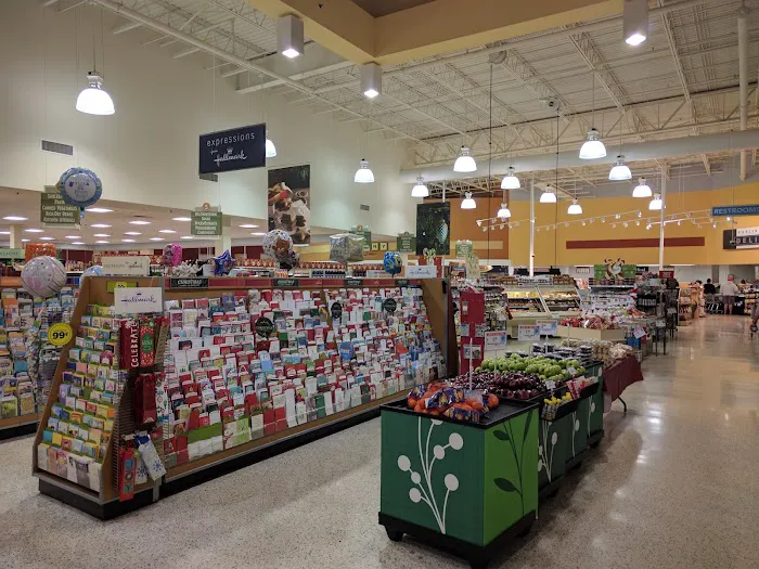 Publix Super Market at National Plaza 8