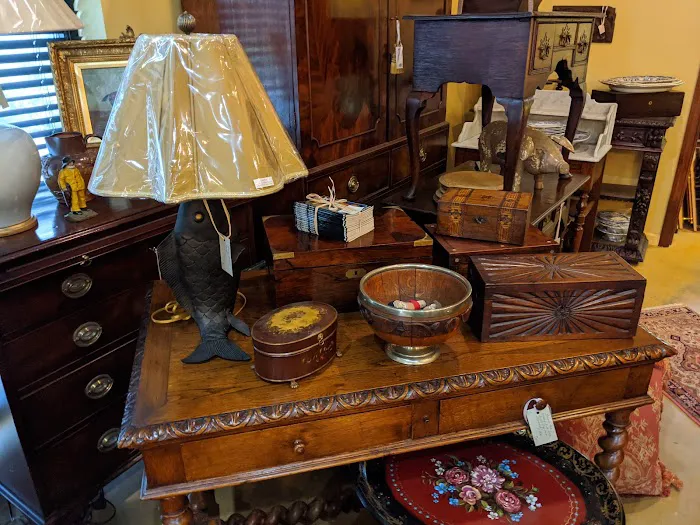 Antique Gallery - Augusta, GA 4
