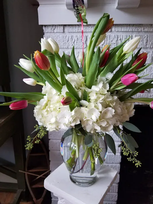 Annie's Floral Boutique 6