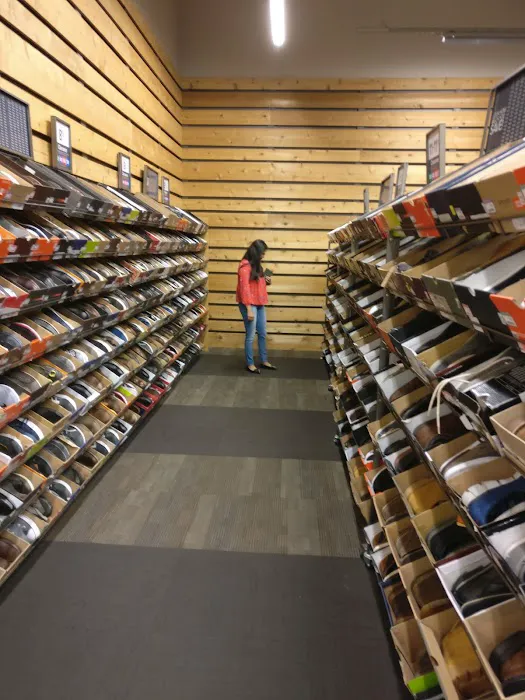 DSW Designer Shoe Warehouse 5