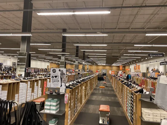 DSW Designer Shoe Warehouse 3