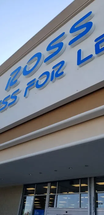 Ross Dress for Less 0