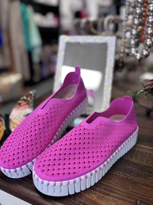 Vikki’s...A Unique Boutique 4