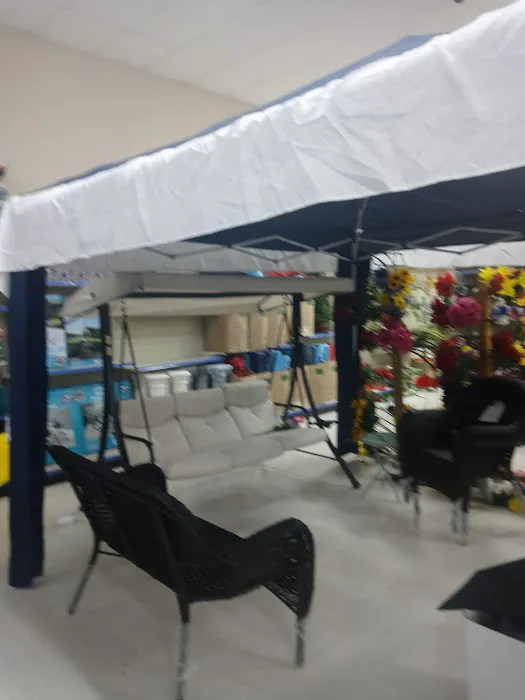 Roses Discount Store 5