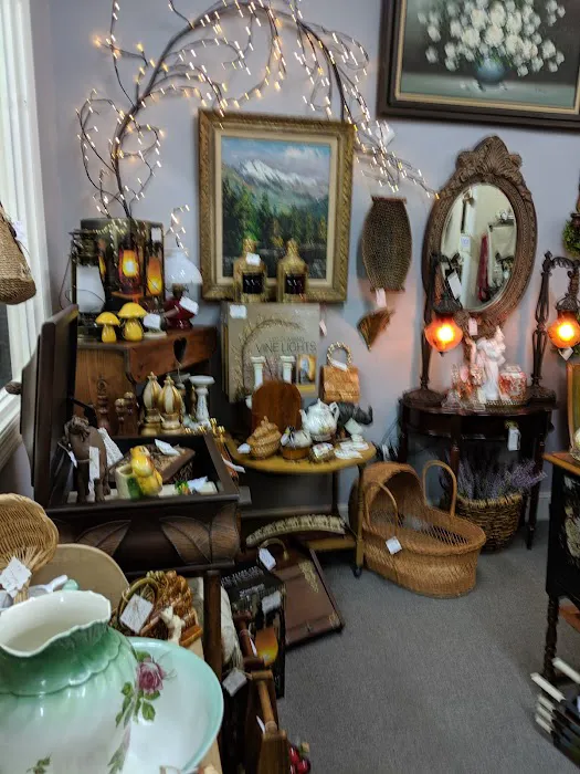Aiken Antiques & Uniques 3