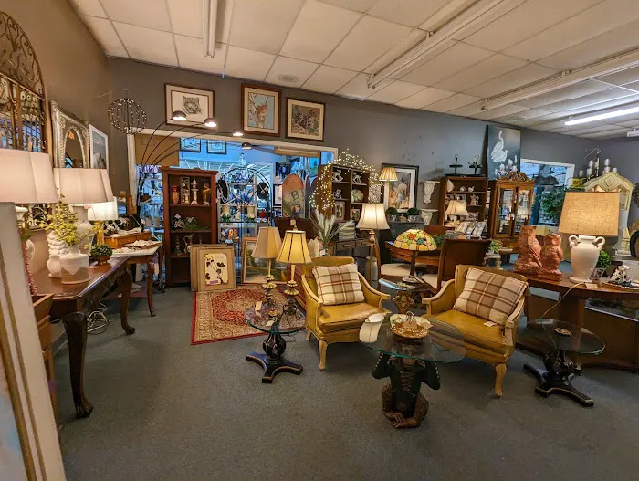 Aiken Antiques & Uniques 6
