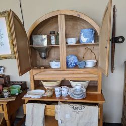 Aiken Antiques & Uniques ico