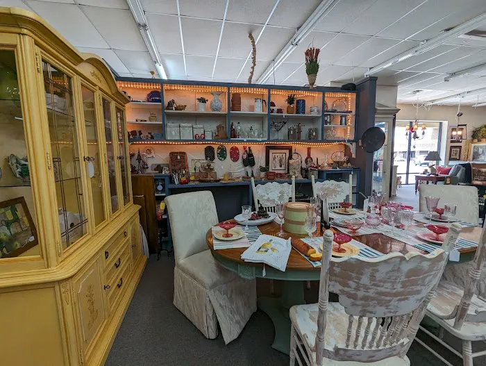 Aiken Antiques & Uniques 4