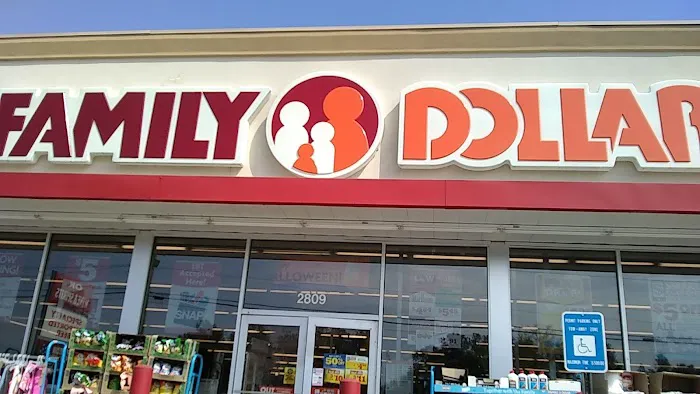 Family Dollar 4
