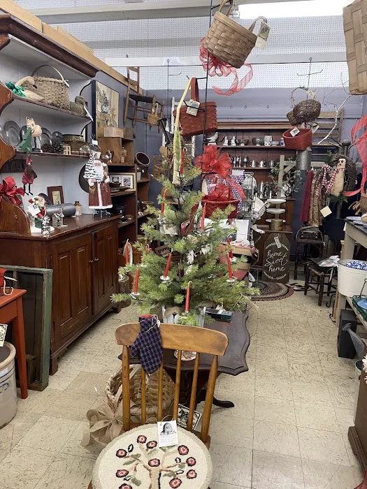 Aiken Antique Mall 9