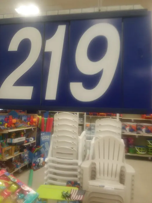 Roses Discount Store 5