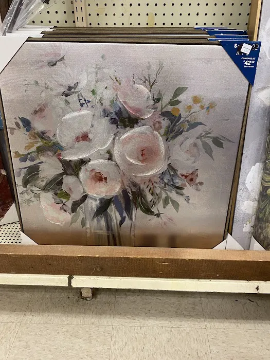Roses Discount Store 9